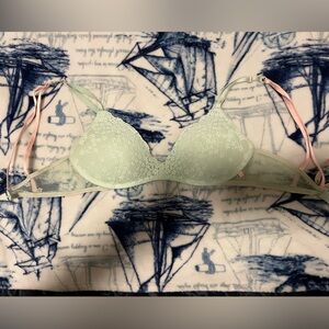 Victoria’s Secret bra